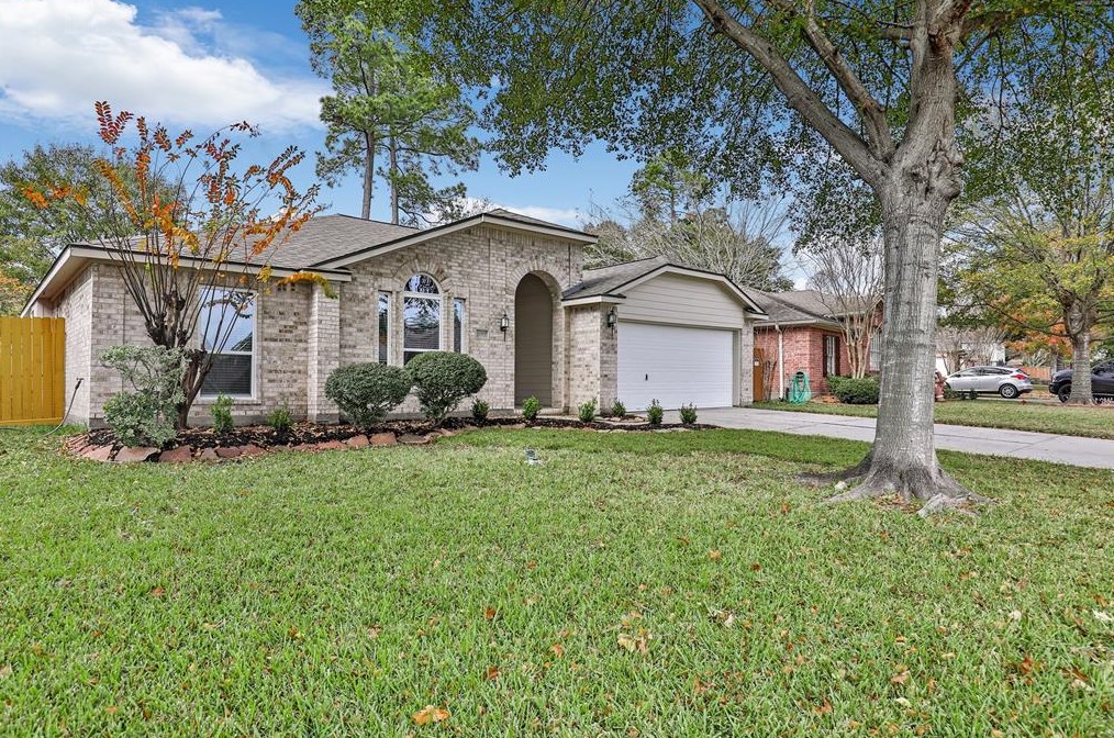 21907 Woodland Heights Ln, Spring, TX 77373