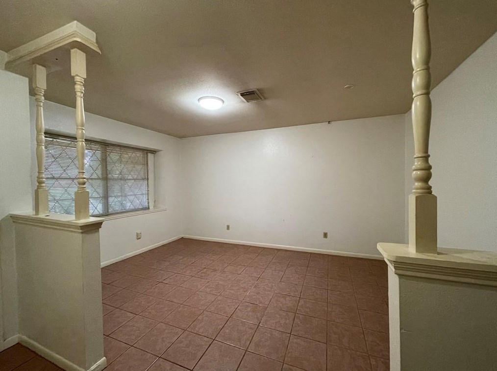 11514 Longbrook Dr, Houston, TX 77099-4127