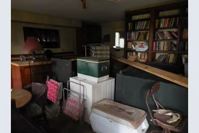 628 Austin Street W, Matagorda, TX 77457 - Photo 6