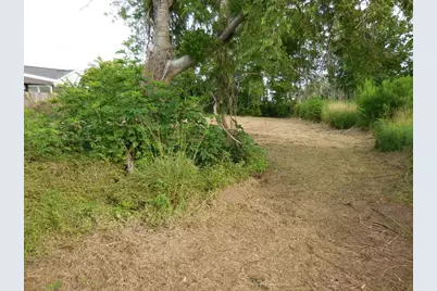 628 Austin Street W, Matagorda, TX 77457 - Photo 2