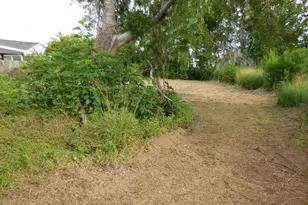 628 Austin St W, Matagorda, TX 77457 - Photo 2