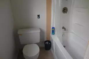 628 Austin St W, Matagorda, TX 77457 - Photo 16