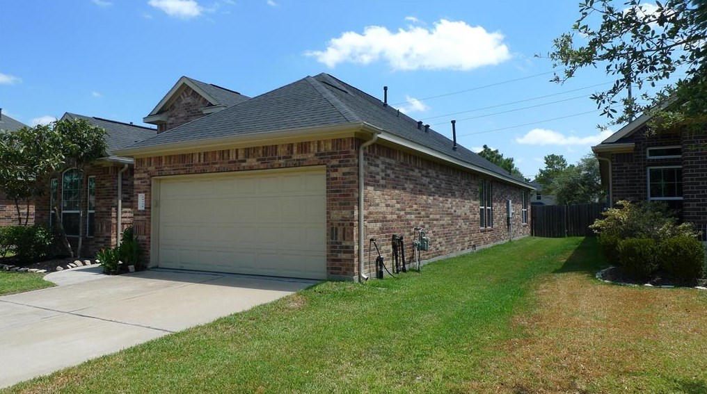 24730 Colonial Maple Dr, Katy, TX 77493-2390