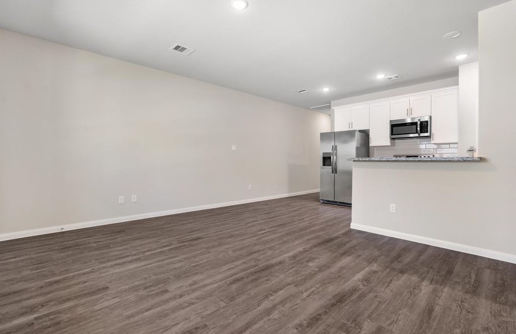 323 13th St, Conroe TX  77301-3944 exterior