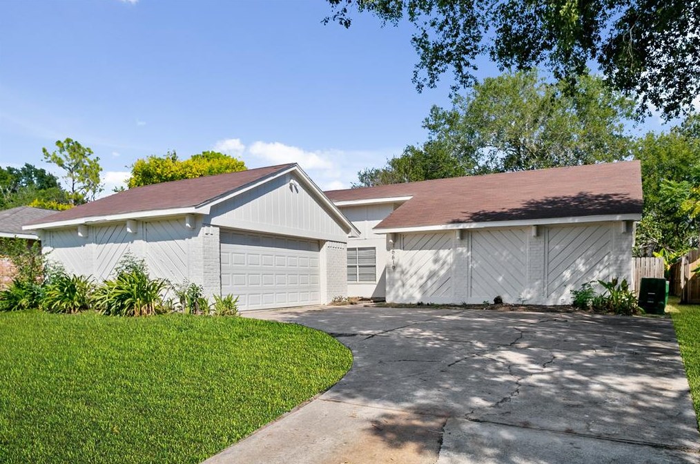 16619 Quail Run Dr, Missouri City, TX 77489