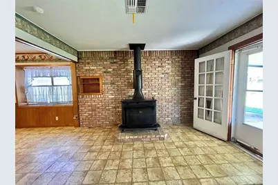 1510 W 11th Street, Freeport, TX 77541 - Photo 10