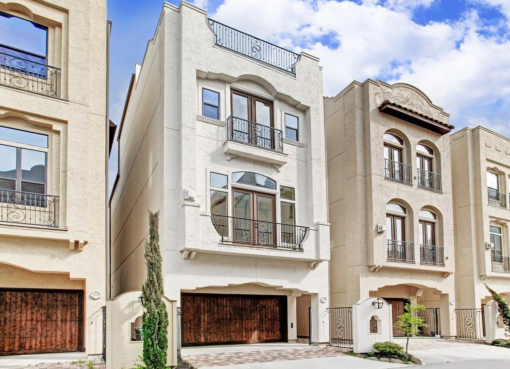 1820 W 25th St, Houston, TX 77008