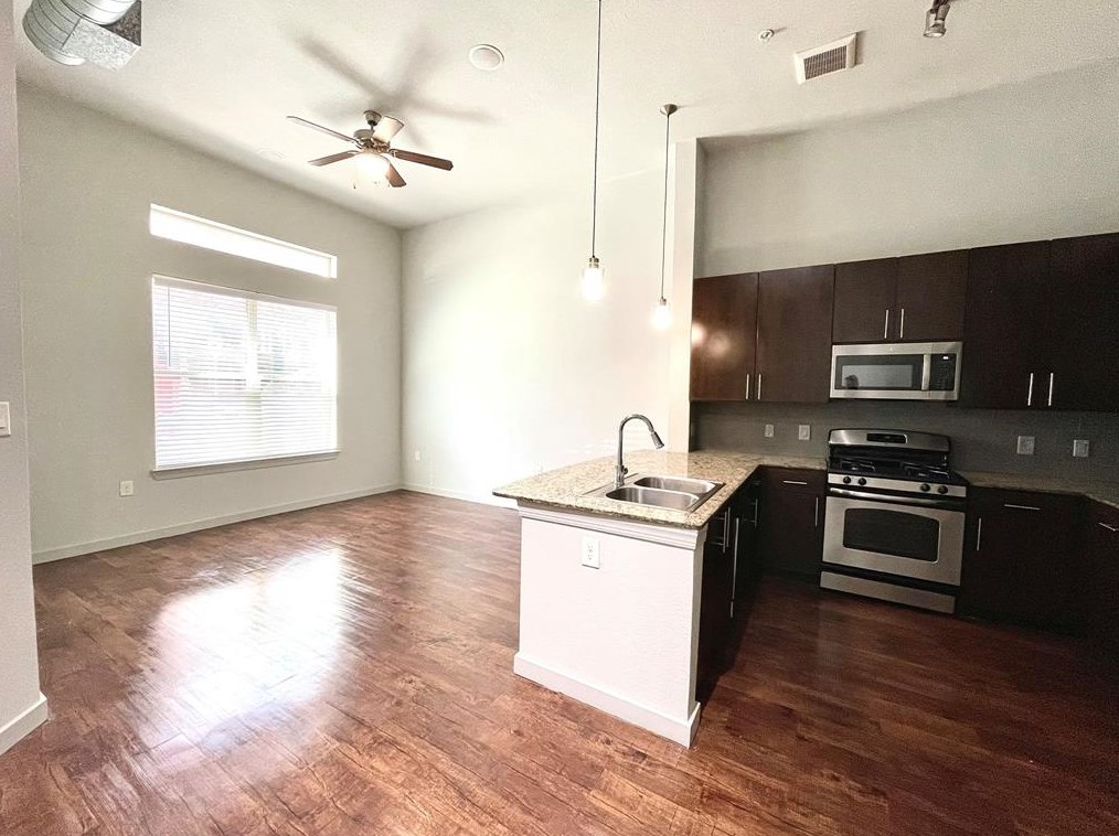2525 Mccue Rd #354, Houston, TX 77056