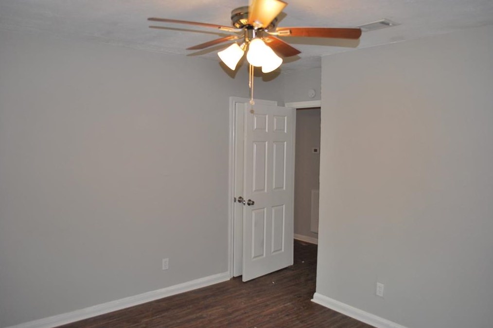 113 Witcher Ln, Houston TX  77076-4519 exterior