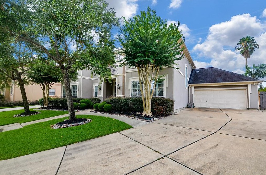 14223 Cloud Cliff Ln, Houston TX  77077-1784 exterior