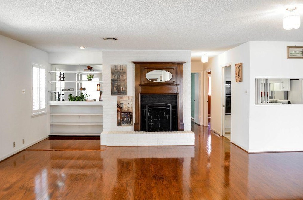 30 Champions Colony, Houston, TX 77069-2572