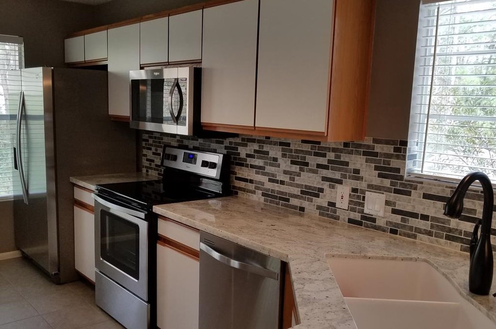 17 Spiral Vine Cir, Spring TX  77381-3742 exterior