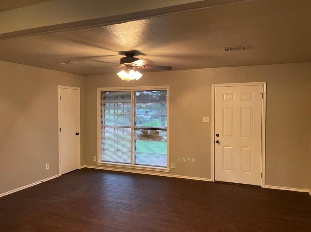 1606 15th Ave N, Texas City, TX 77590