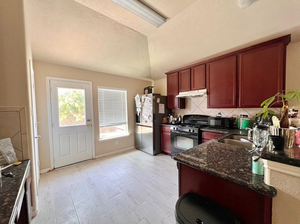 9451 Parsley Path Ln, Houston, TX 77064