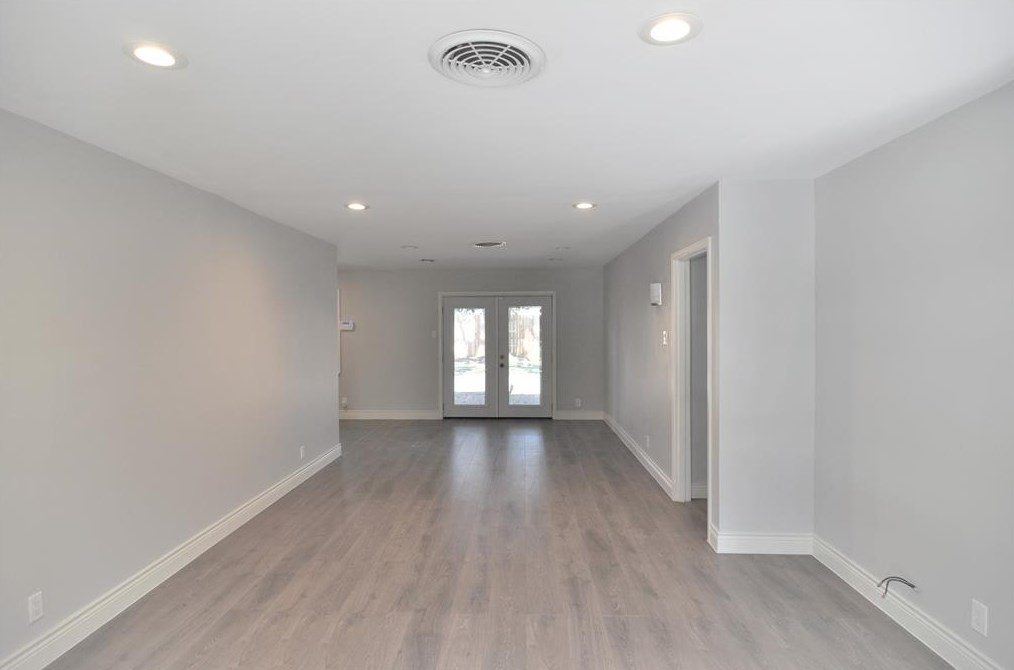 9322 Highmeadow Dr, Houston, TX 77063