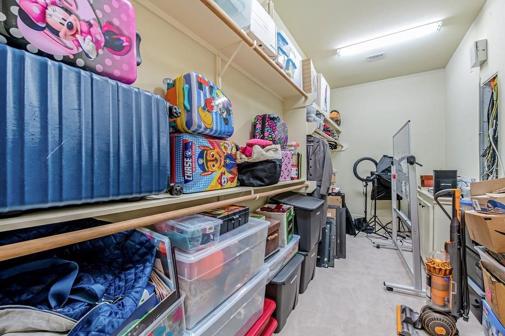 1419 Wakefield Dr, Houston TX  77018-5252 exterior