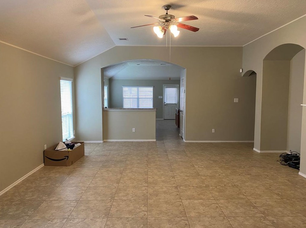 5010 Bridgevalley Ct, Spring TX  77379-5148 exterior
