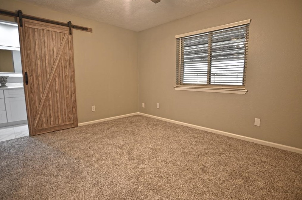 414 Capehill, Houston TX  77598-2618 exterior