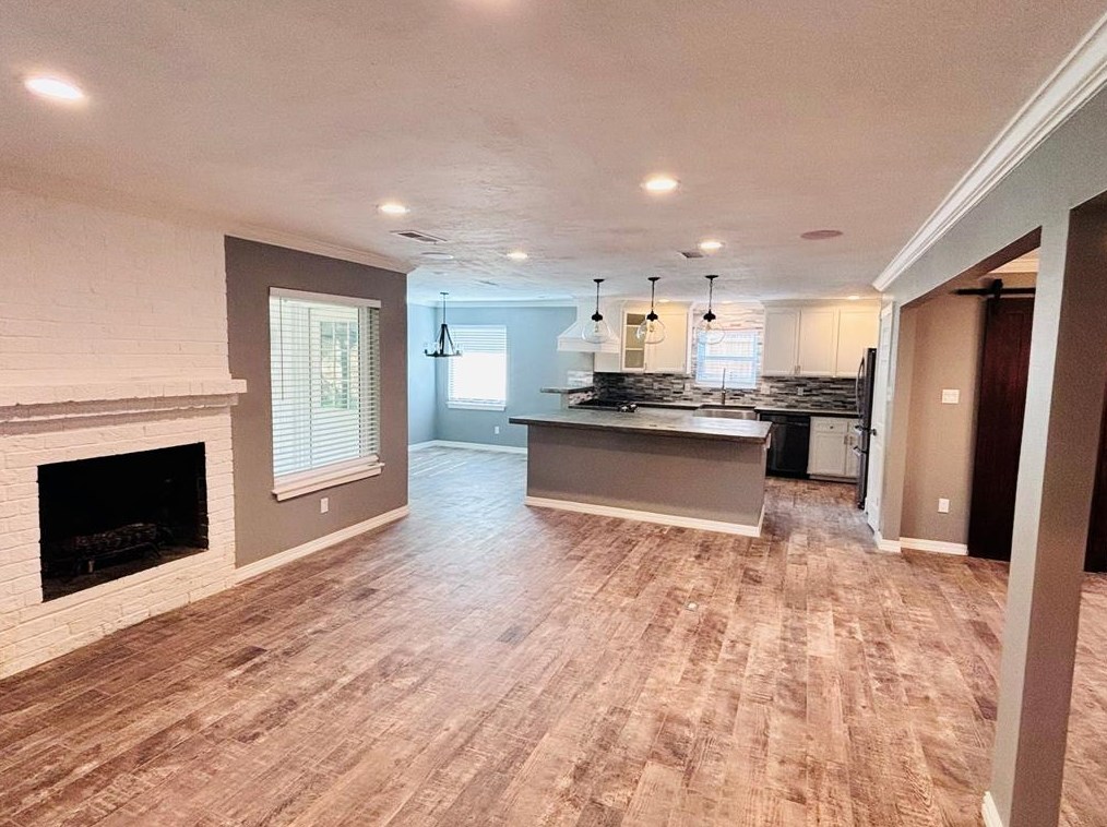 6231 Wigton Dr, Houston, TX 77096