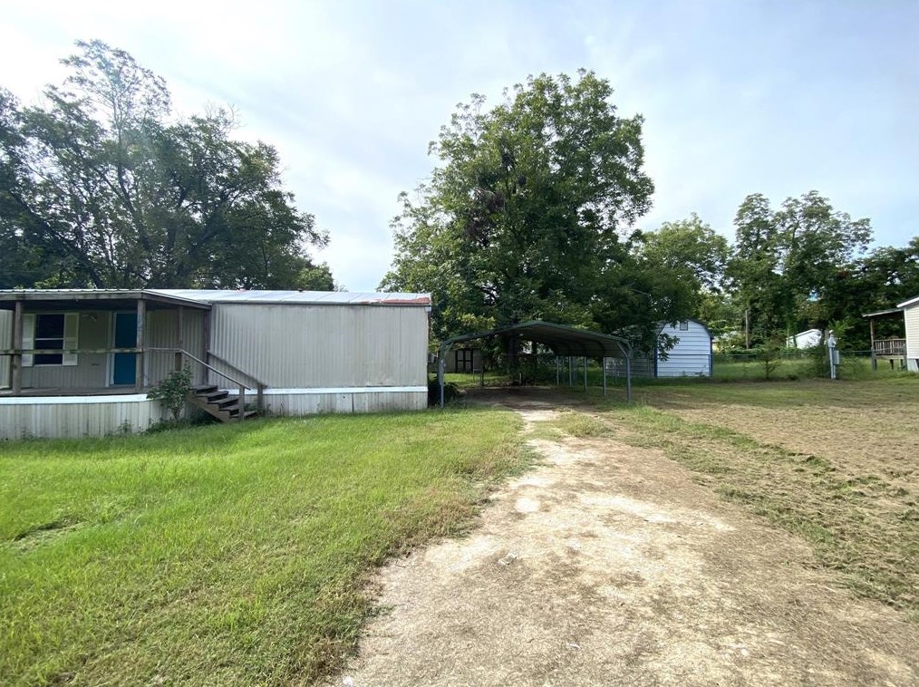 107 3rd St, Chita, TX 75862