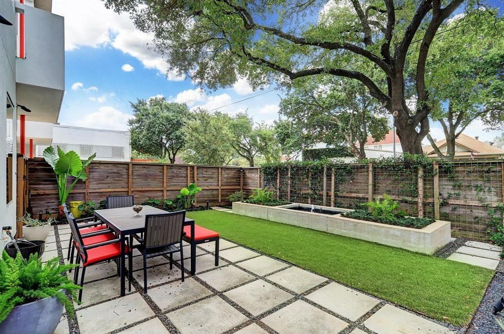 1512 Yale St #a, Houston, TX 77008