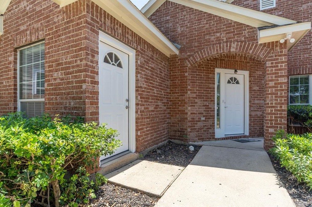 1122 Ryon St #b, Houston, TX 77009
