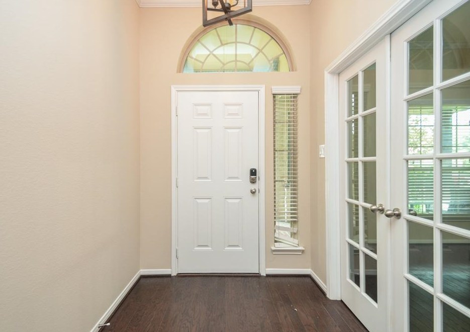 2415 Garden Shadow Dr, Conroe TX  77384-2124 exterior