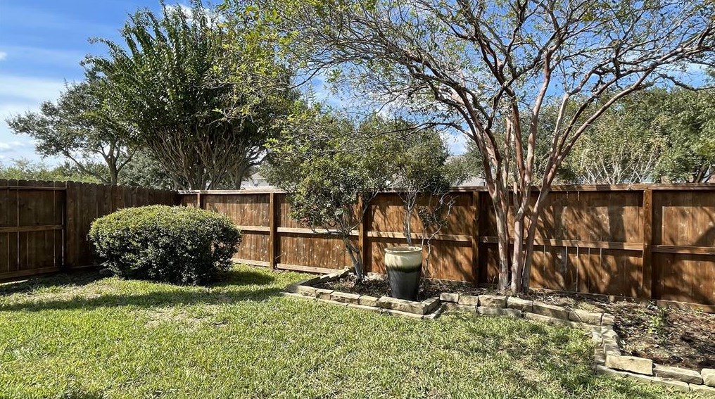 708 Arlington Pointe Dr, League City, TX 77573-4769