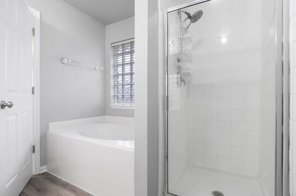 2210 Melanie Park Dr, Spring TX  77388-4186 exterior