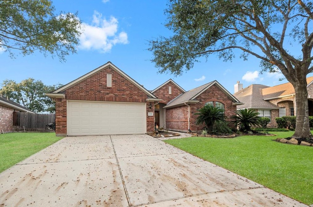 2210 Melanie Park Dr, Spring, TX 77388