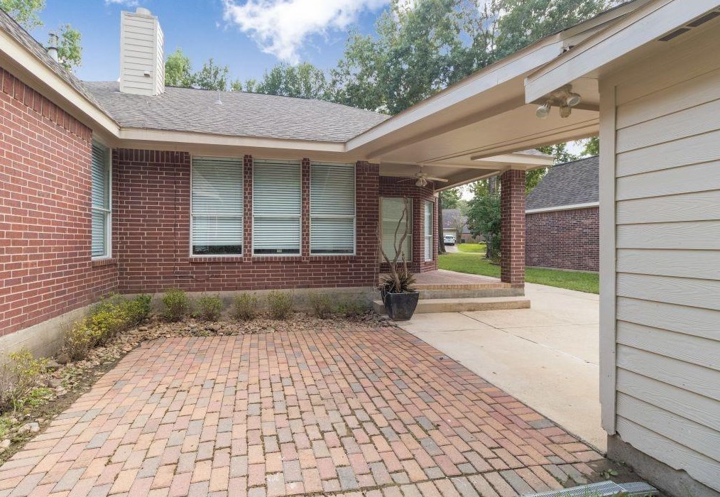 3006 Laurel Mist Ct, Humble, TX 77345
