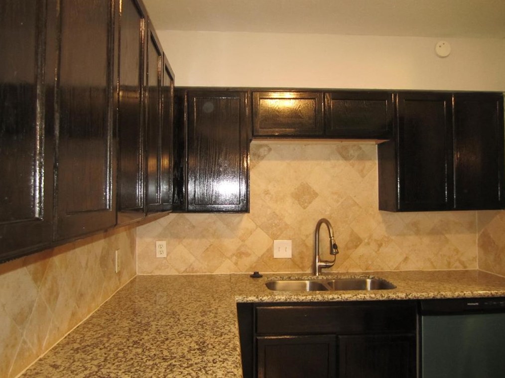 5203 Dewberry St, Houston, TX 77021