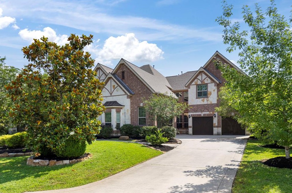 18 Player Vista Pl, Spring TX  77382-2928 exterior