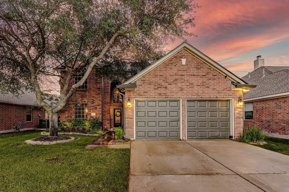 6347 Deep Canyon Dr, Katy, TX 77450-8818
