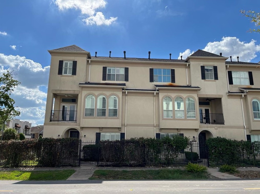 803 Patterson St, Houston, TX 77007