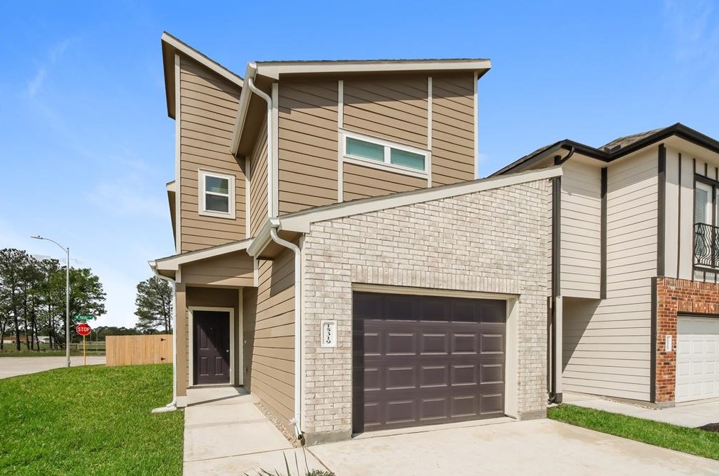 15319 Estrella W, Houston, TX 77073