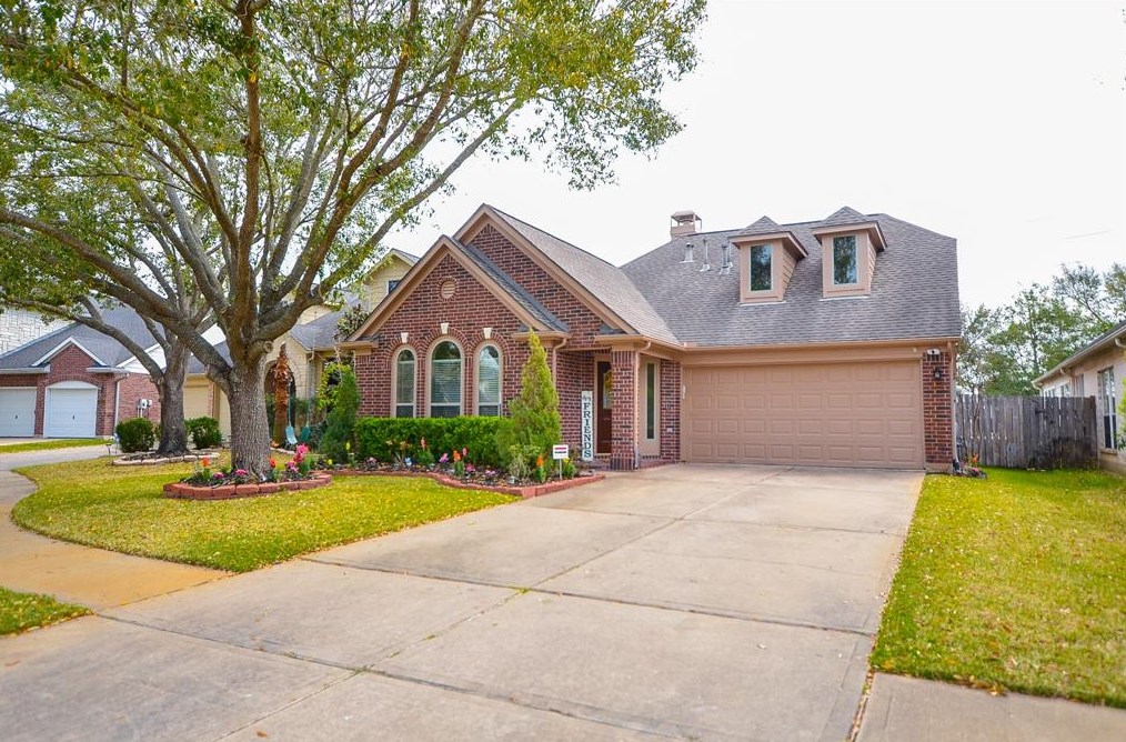 2811 Willow Fork Dr, Katy, TX 77450