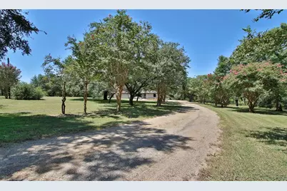 0002 County Road 409, Navasota, TX 77868 - Photo 18