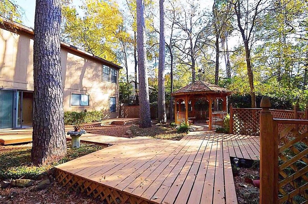 30 White Pebble Ct, Spring TX  77380-2848 exterior