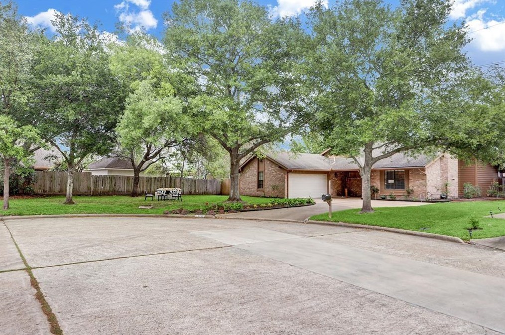 13003 Waldemere Dr, Houston, TX 77077