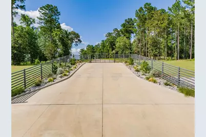 072 Western, Livingston, TX 77351 - Photo 2