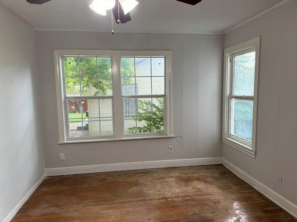 606 Naples St, Corpus Christi, TX 78404-2912