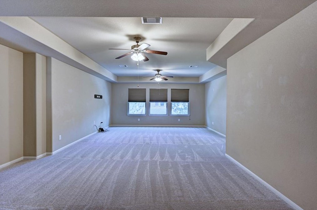 130 Fallow Buck Dr, Conroe TX  77384-1412 exterior