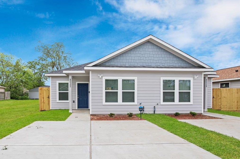 8212 Gladstone St #b, Houston, TX 77051