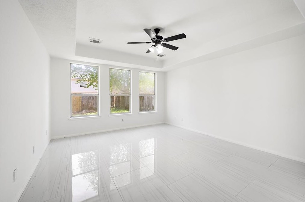 5702 Kelly Ml Ln, Humble TX 77346-2098 exterior