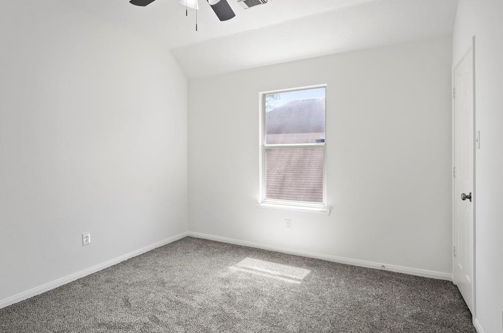 5702 Kelly Ml Ln, Humble TX 77346-2098 exterior