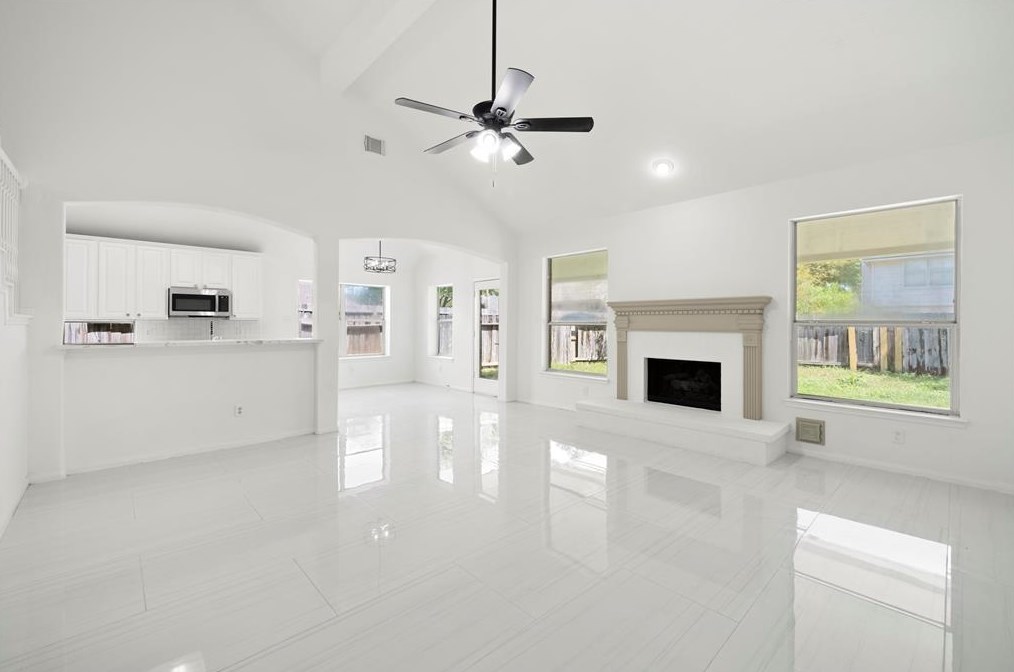 5702 Kelly Ml Ln, Humble TX 77346-2098 exterior