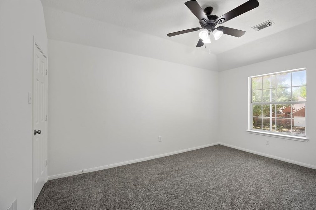 5702 Kelly Ml Ln, Humble TX 77346-2098 exterior