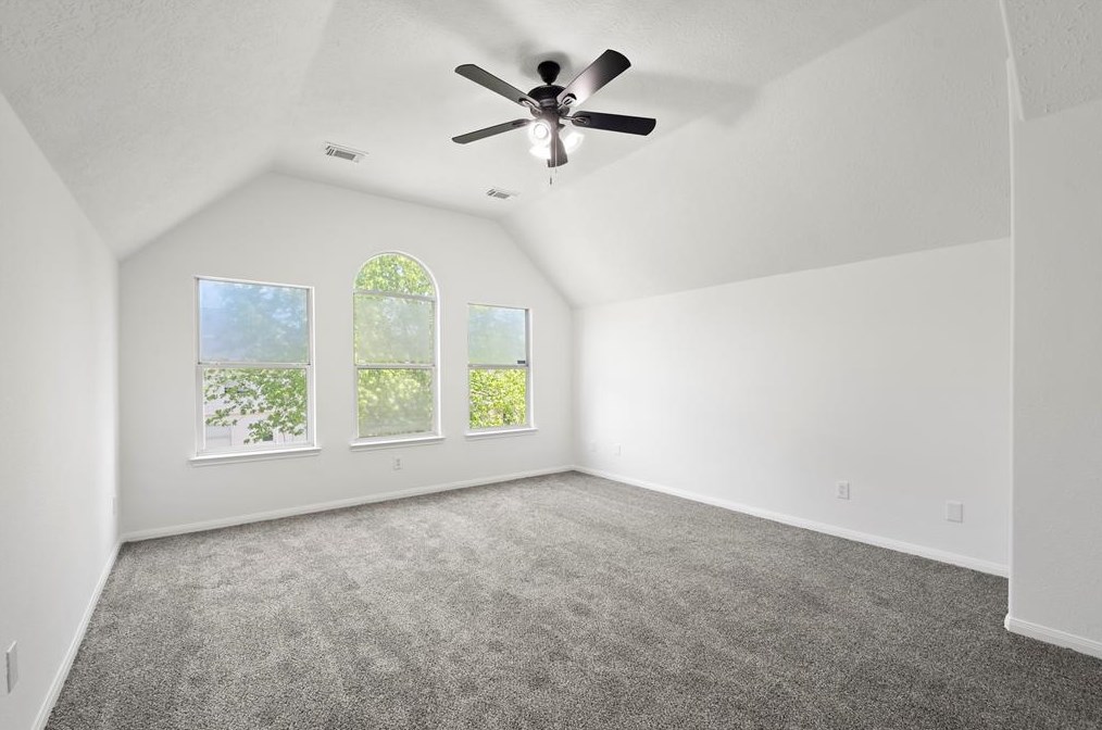 5702 Kelly Ml Ln, Humble TX 77346-2098 exterior