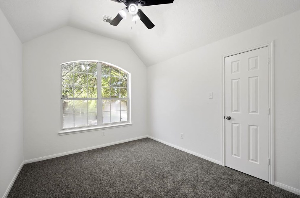 5702 Kelly Ml Ln, Humble TX 77346-2098 exterior